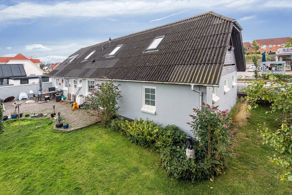 Postvej 2, 9270 Klarup